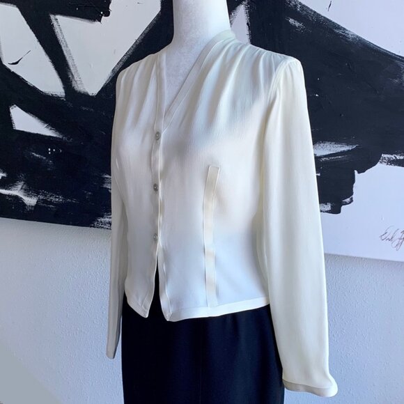 Max Studio vintage off-white semi-sheer crêpe chiffon waistcoat blouse -Fits 4-6 - Picture 4 of 11